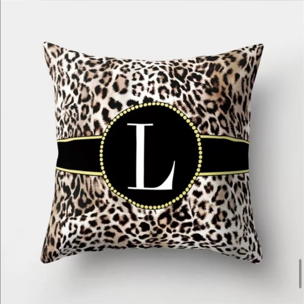 New Leopard L Monogram Throw Pillow Case
